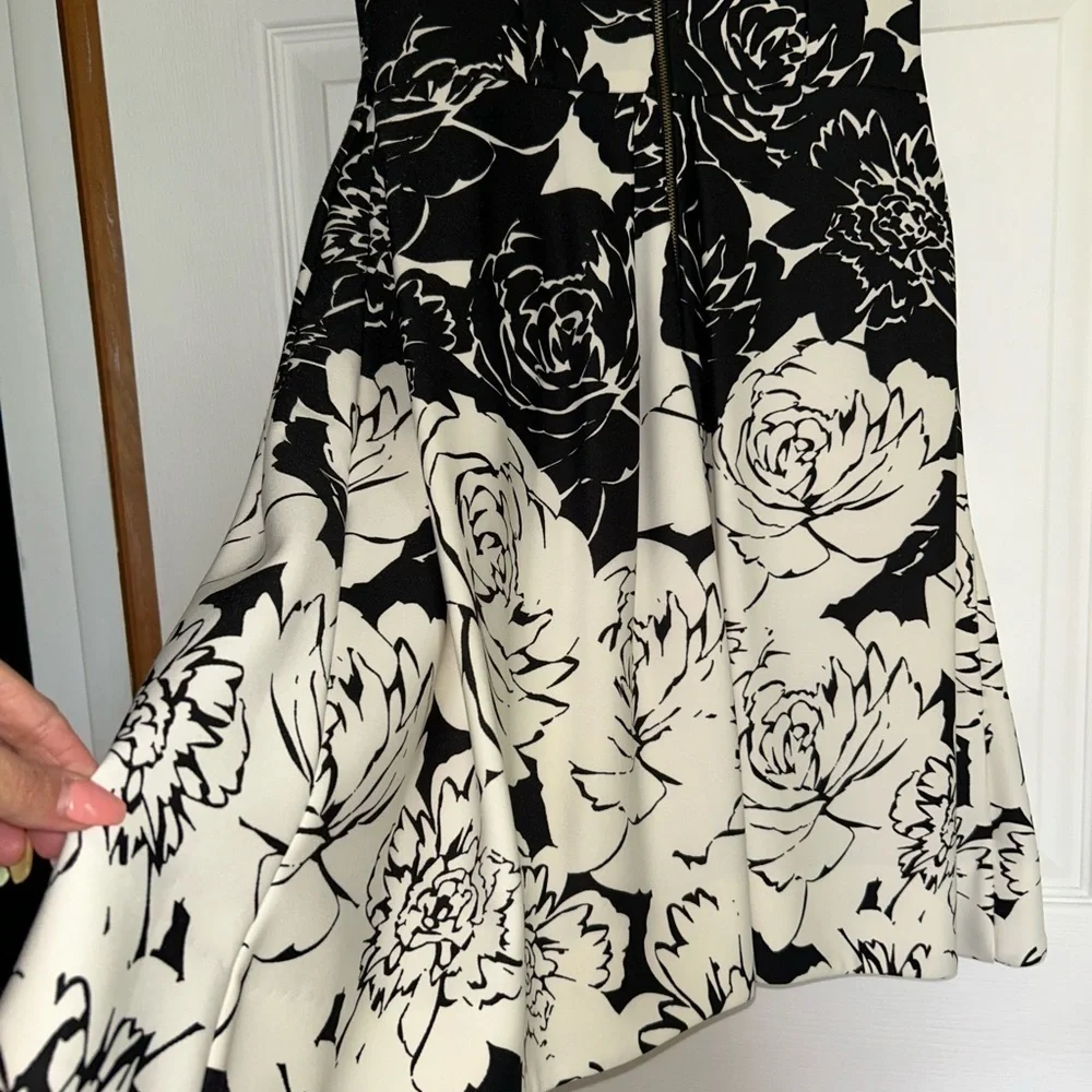 Just...Taylor this dress